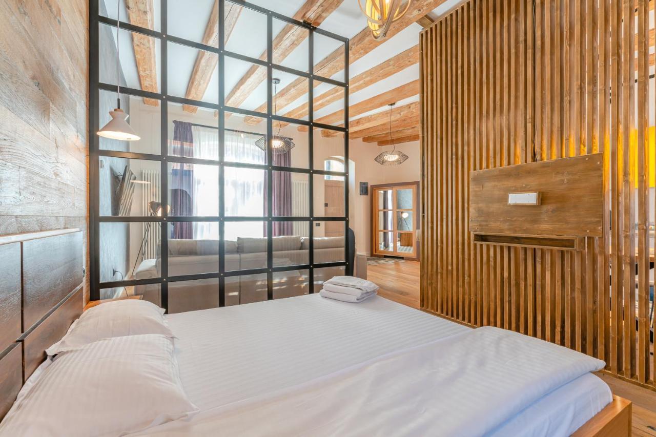 Premium Suites Postavarului براشوف المظهر الخارجي الصورة